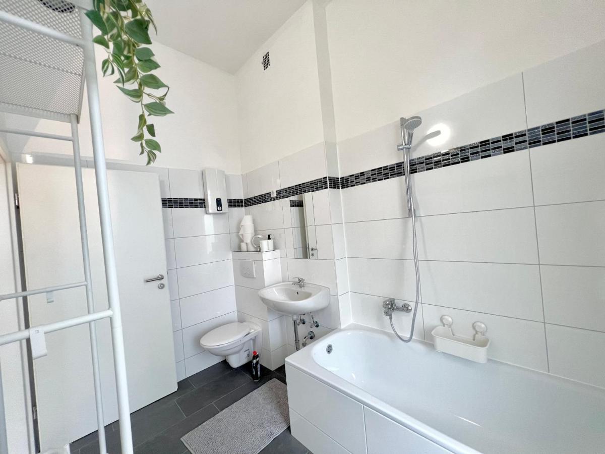 Jungle Retreat Apartments Im Zentrum Bremen Exterior photo